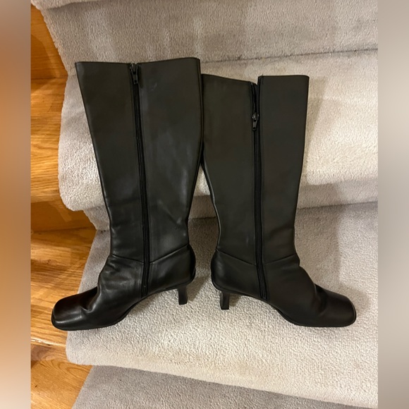 Women’s Kenneth Cole Reaction black boots - Picture 2 of 7